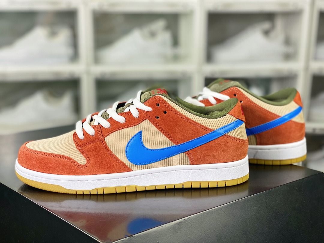 Nike SB Dunk Low PRO