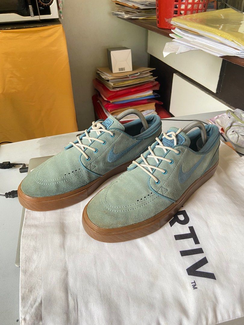 Janoski aqua store