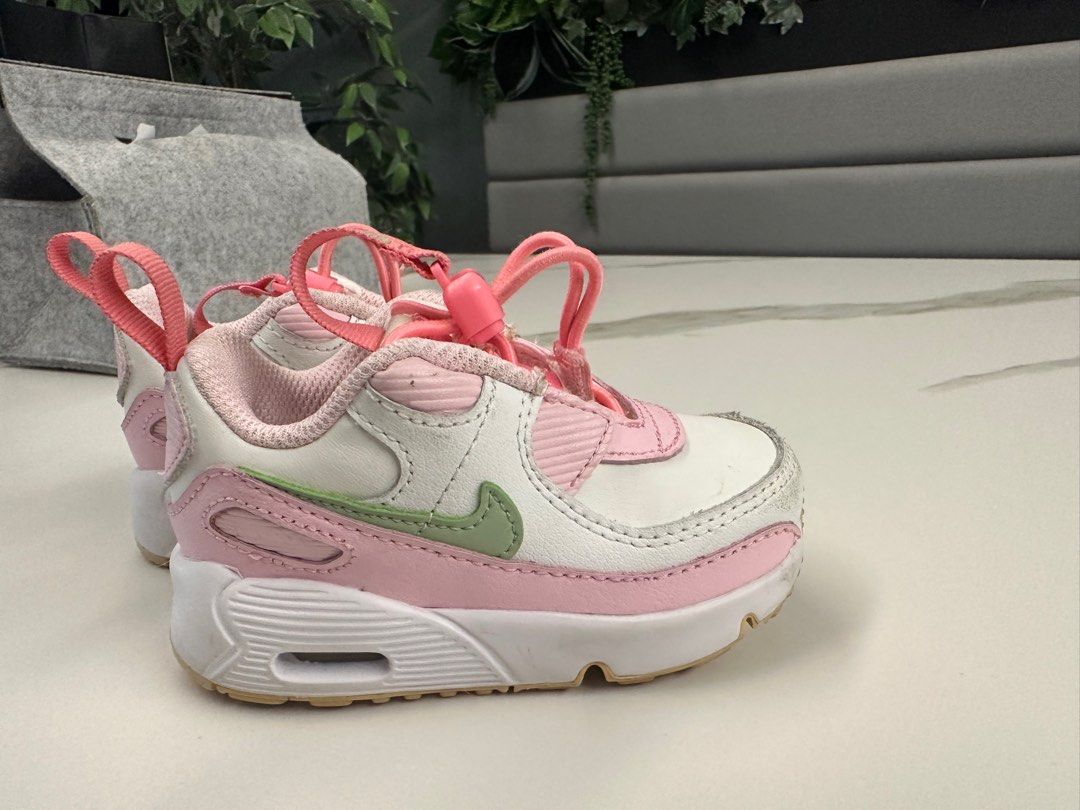 baby girl pink nikes