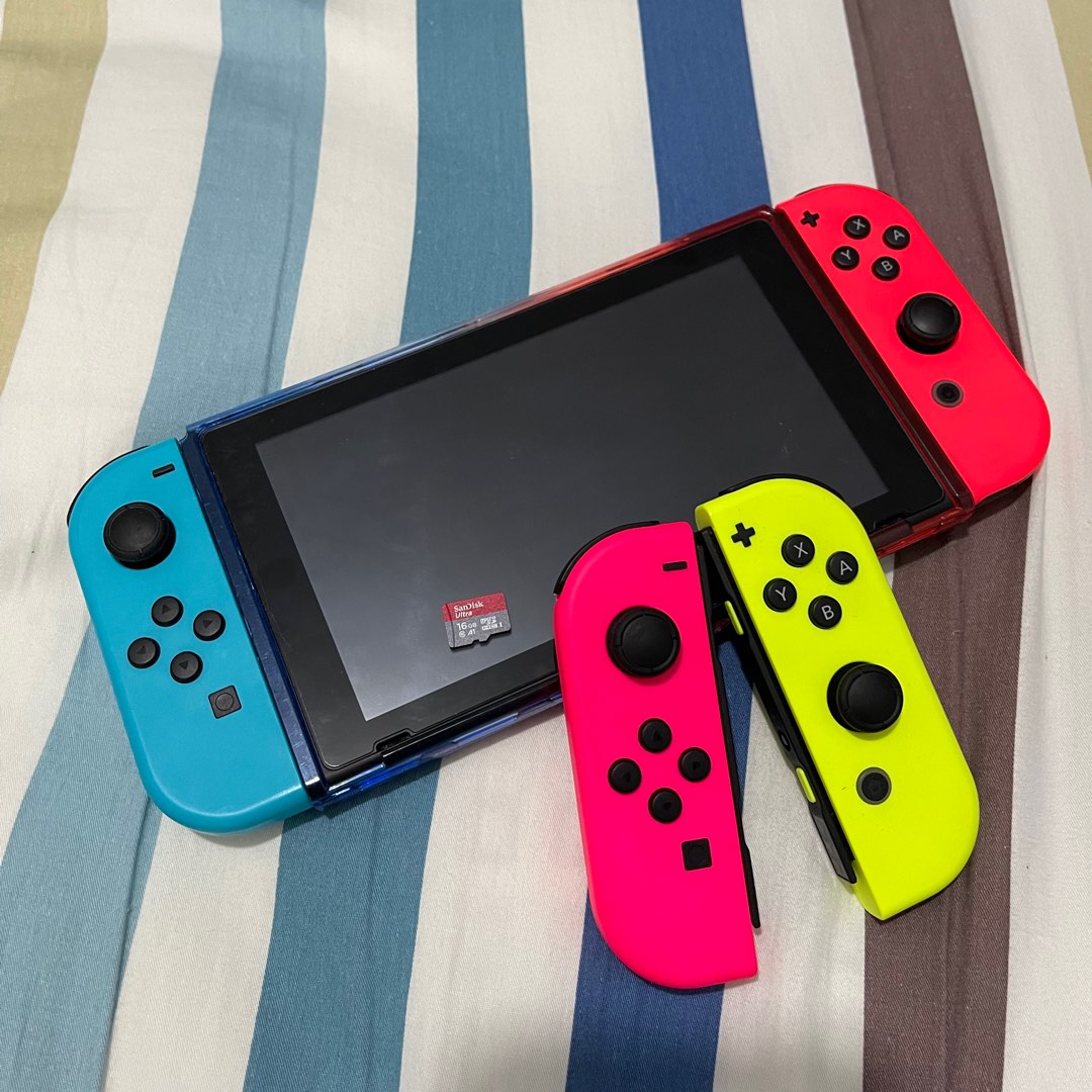 Nintendo Switch (Model HAC001), Video Gaming, Video Game Consoles
