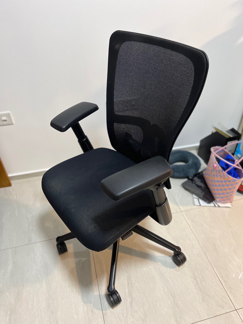 Haworth Easy Office Chair, Furniture & Home Living, Furniture, Chairs