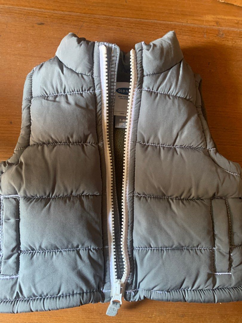 Old navy vest (Category: Babies & Kids Fashion) located in Pasig City. Submitted by lizzy_ph (Listing ID 1249809709, Image 3). Description: Used one good as new.