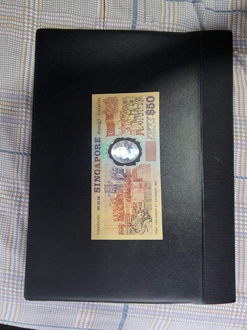 Old notes (Category: Currency) located in Singapore. Submitted by peterteo1966 (Listing ID 1249884592, Image 2). Description: .