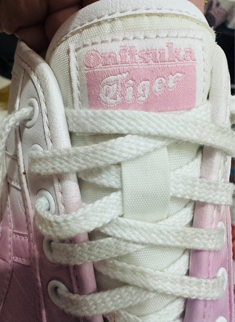 onitsuka pink