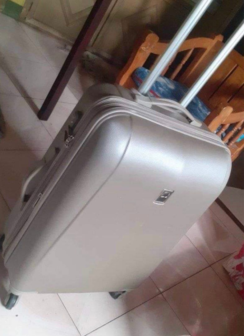 Original Delsey Paris Luggage (Category: Luggage) located in Mandaluyong City. Submitted by gabbie_0708 (Listing ID 1249959447, Image 2). Description: Used twice then stored for quite some time Honest issue: since it was not used for a long time, handle stuck up. Sometimes it works, sometimes not. You may not use the handle anyway since it has 4 wheels- 360 swivel☺️ I already reset to 000 .