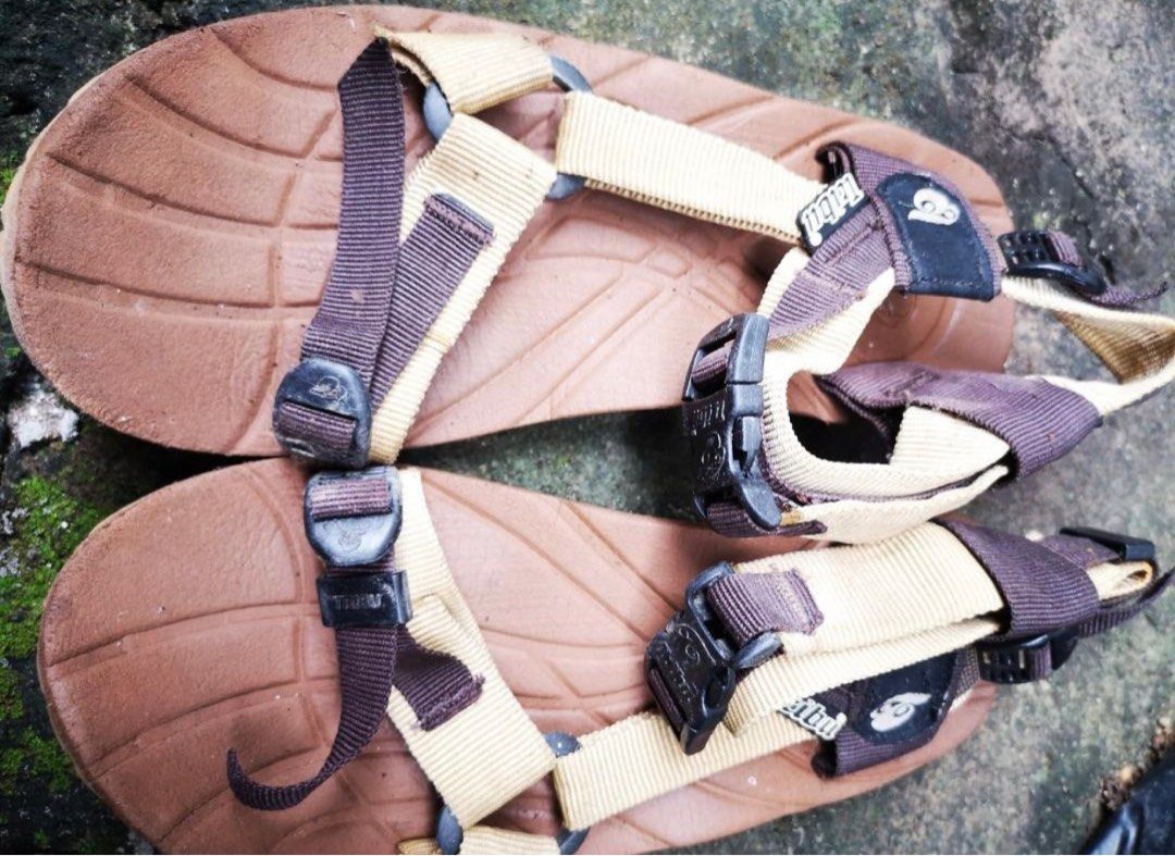 Tribu sandals deals store