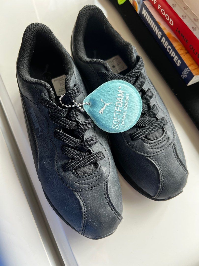 Puma elastic shop sneakers