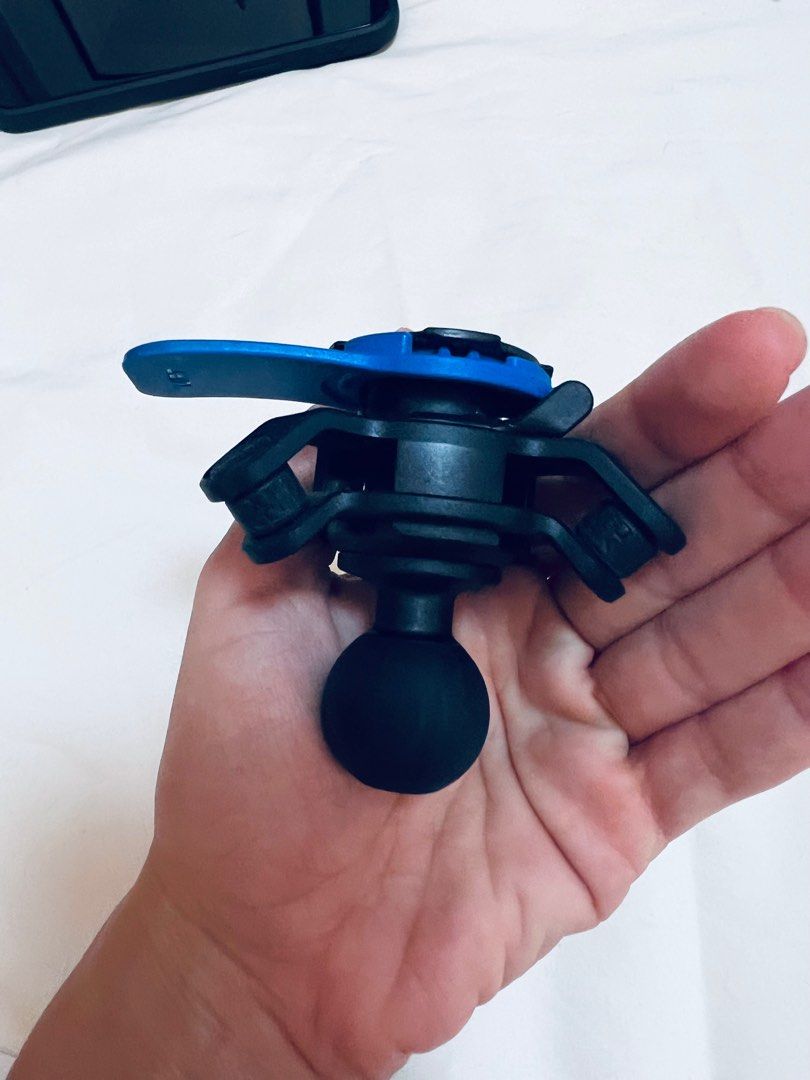 Quadlock ball mount + vibration damper, Motorcycles, Motorcycle Accessories on Carousell