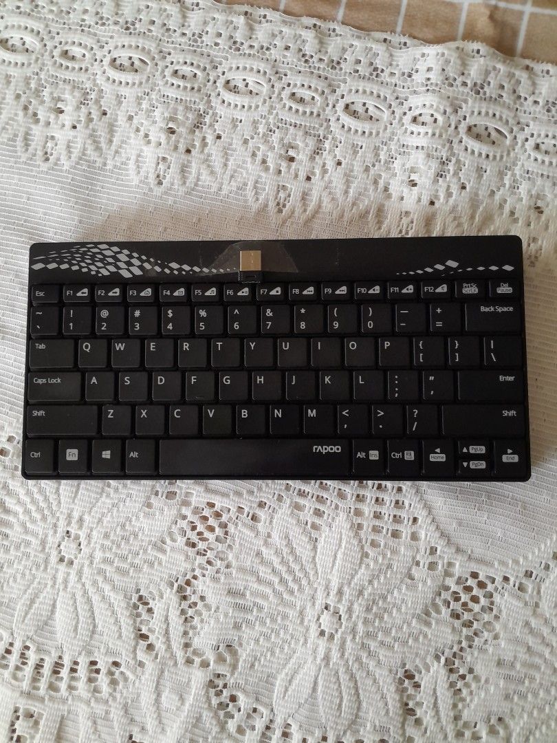 Rapoo wireless keyboard (Category: Computer Keyboard) located in Paranaque City. Submitted by oneeight.1018 (Listing ID 1249851290, Image 1). Description: model E2000P no box key board only rfs: not using fast transaction text 09193361137.