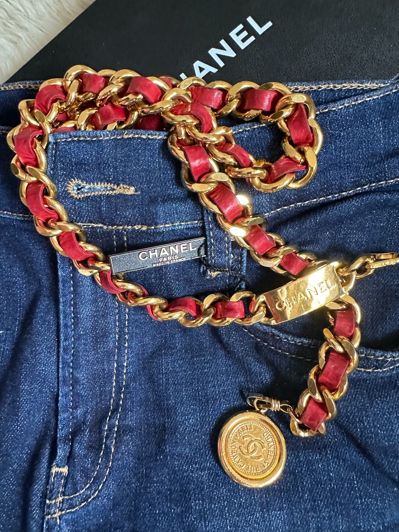 Authentic Vintage Chanel Gold 93P CC Logo Chain Belt Box RARE