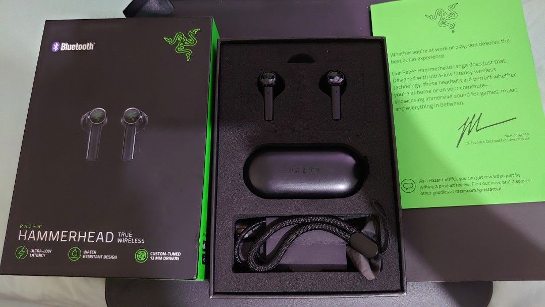 Razer hammerhead true wireless (Category: Earphones) located in Mandaluyong City. Submitted by silentshark_08cad1 (Listing ID 1249887928, Image 2). Description: very nice sound... specially in gaming.... with 13 MM drivers... ultra low latency... water resistant ...