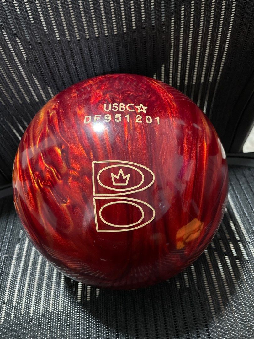 Reactive Bowling ball 10 lbs, Sports Equipment, Sports & Games