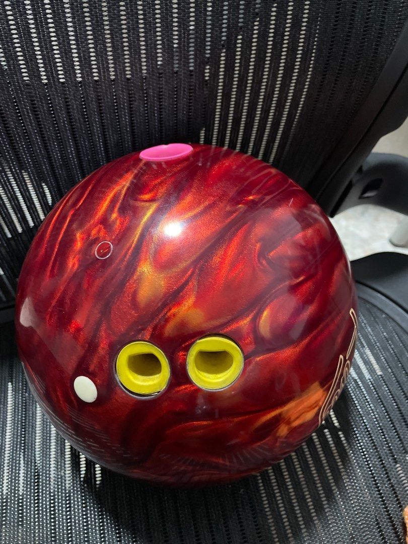 Reactive Bowling ball 10 lbs, Sports Equipment, Sports & Games