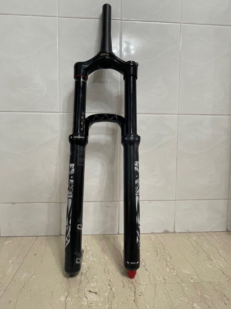 Rockshox yari on sale 27.5 plus