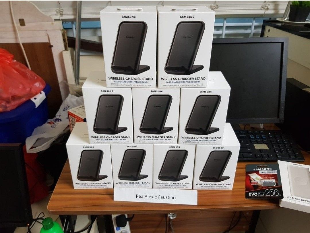 Samsung Wireless Charger Stand (Category: Chargers & Cables) located in San Miguel. Submitted by rrshopstore (Listing ID 1249801639, Image 1). Description: For Sale S23 Ultra Wireless Stand Charger *Php2500 Standard set *Php3000With 256 Gb microSD card 100% Original * 15 W Wireless Charging 2.0 *Fan Cooling *Qi Compatible *Fan and Led Light Control *Portrait and Landscape Charging *15 w wireless charger stand 25 w wall/travel adapter (PD 25W EP-T