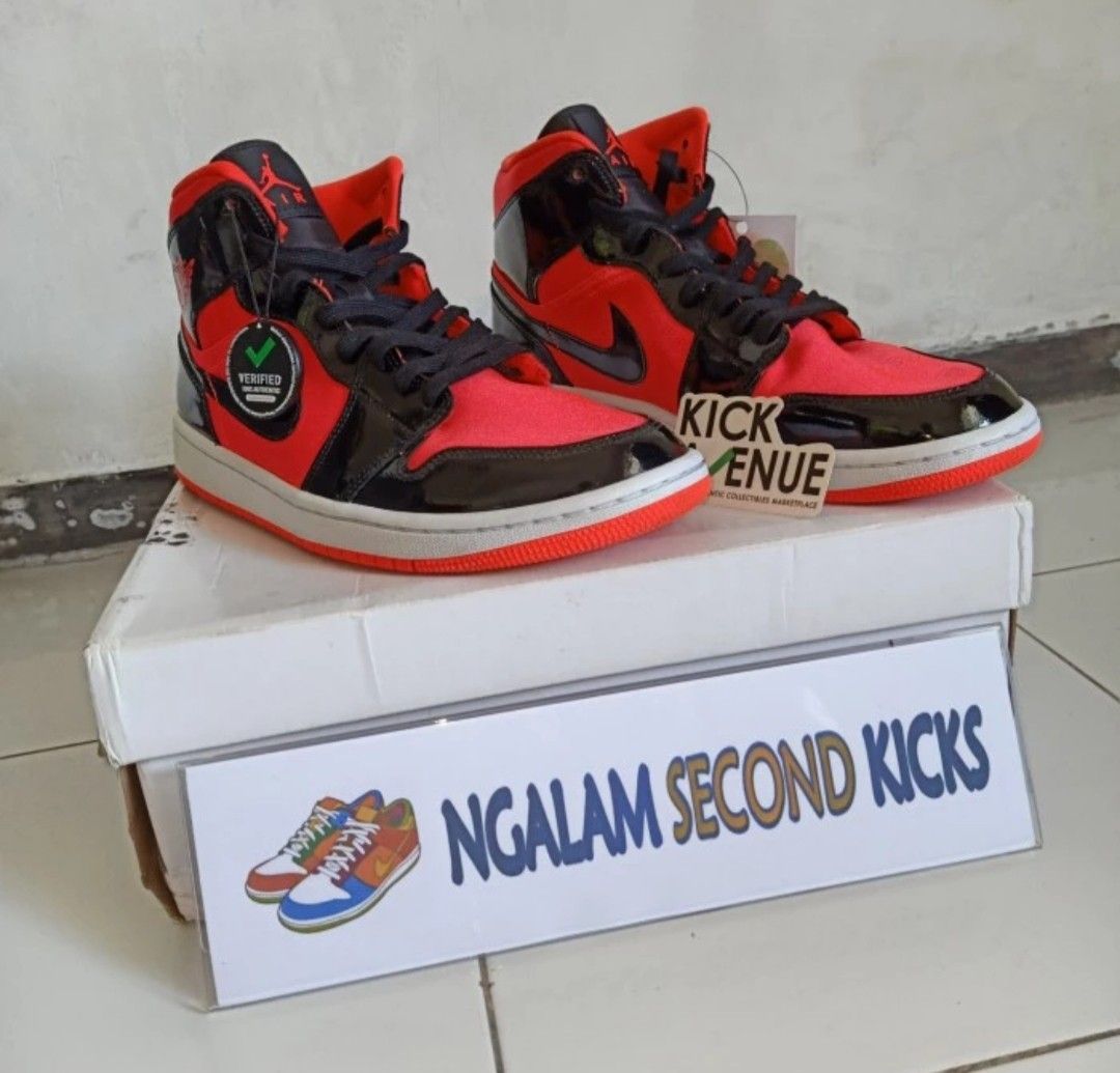 jordan mid hot punch