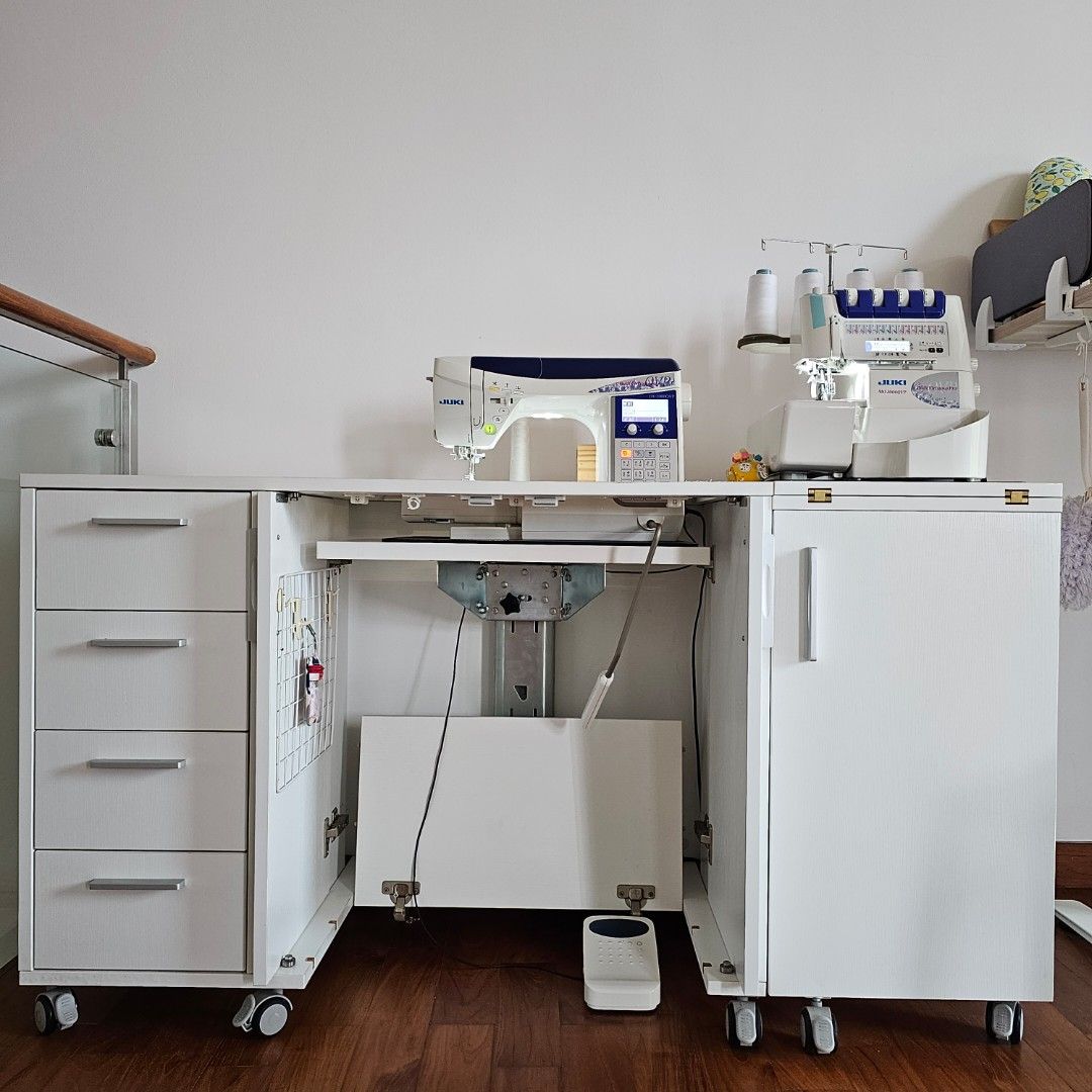 Sewing Table , Juki Sewing, and serger Machine, Hobbies & Toys