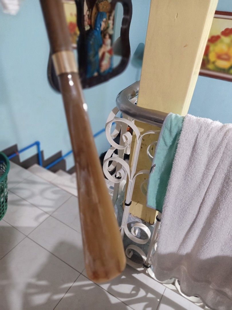 Shoe horn & walking stick on Carousell