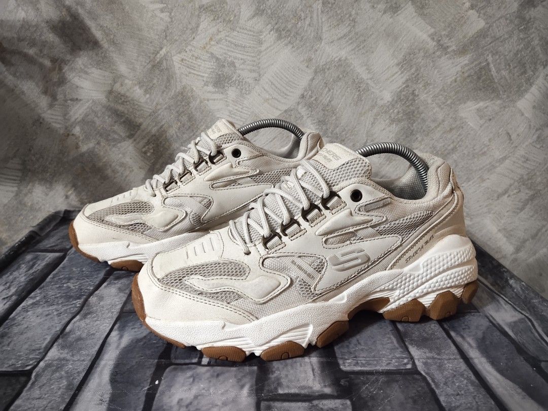 Skechers sparta shop