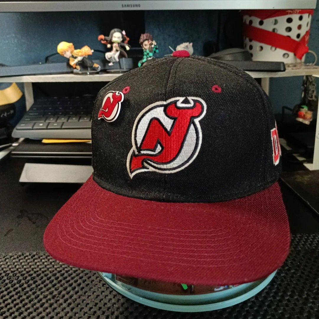 Vintage NHL New Jersey Devils Red Cap, Men's Fashion, Watches &  Accessories, Cap & Hats on Carousell