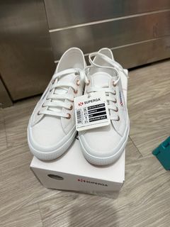 （分類：）位於 。 由 akasflp 提交（商品編號 1249874450，圖片 1）。簡介： 。