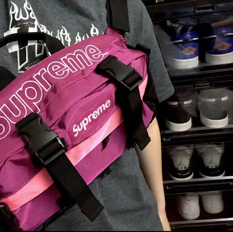 Supreme 19FW Waist Bag Logo刺繡款街頭機能風斜挎腰包胸包男女同款