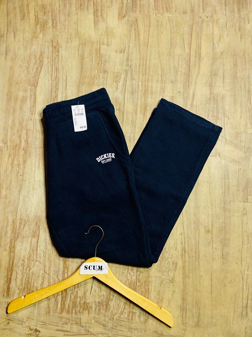 Sweatpants dickies store