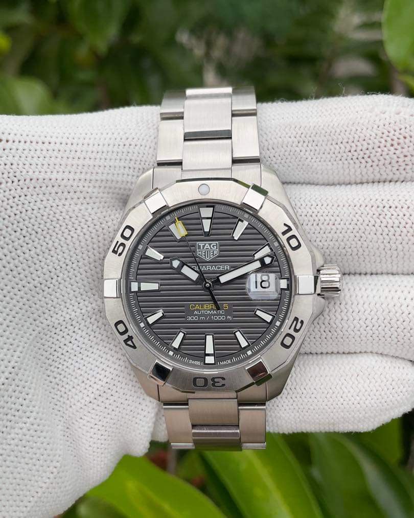 Tag heuer aquaracer shop calibre 5 grey dial