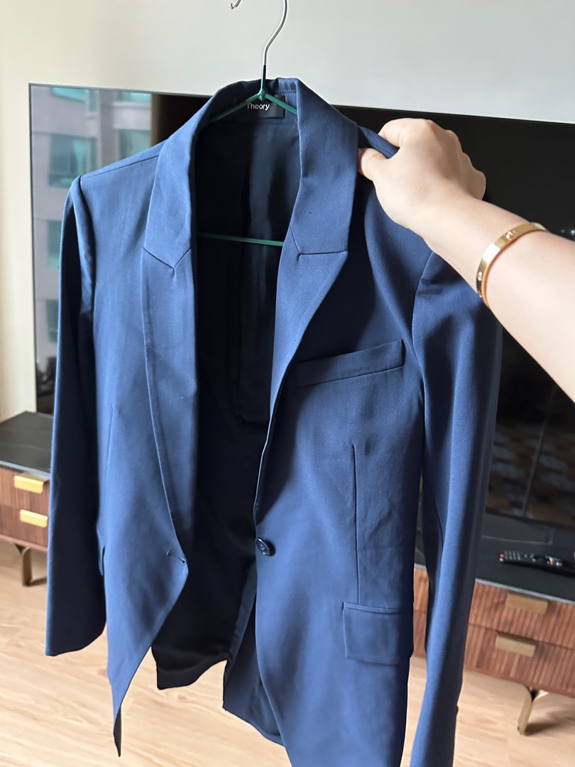 Theory blouse blazer navy blue sea blue size 00 深藍色藏藍色西裝褸無敵修身西裝外套, 女裝,  外套及戶外衣服- Carousell