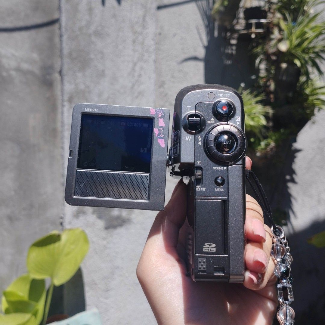 TOSHIBA gigashot ハードディスクカメラ5.0MP MEHV10 - ビデオカメラ
