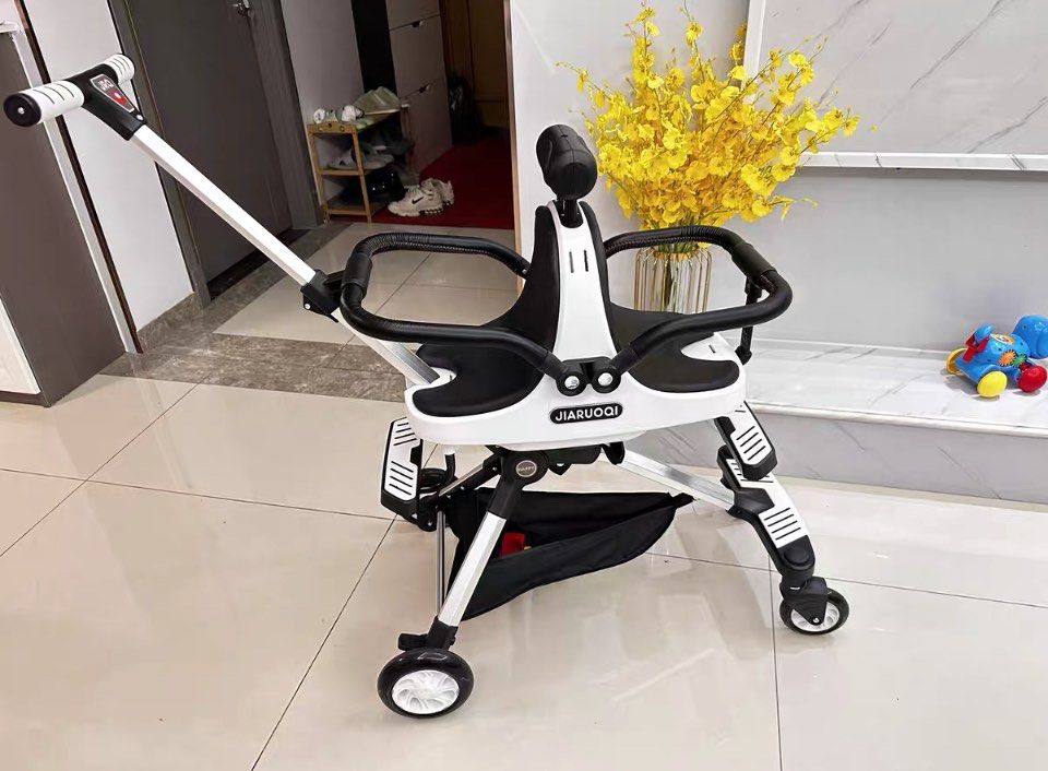 Parent facing store twin pram