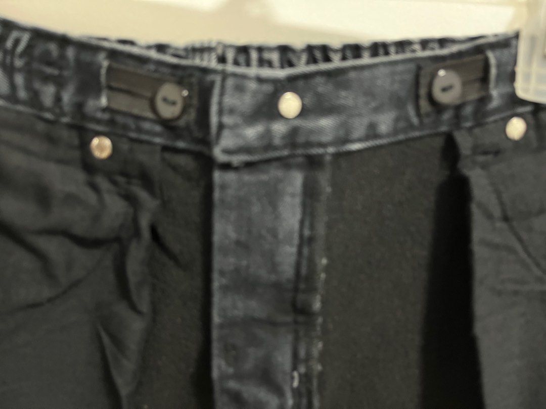 Uniqlo black fleece lined jeans, Men's Fashion, Bottoms, Jeans on Carousell