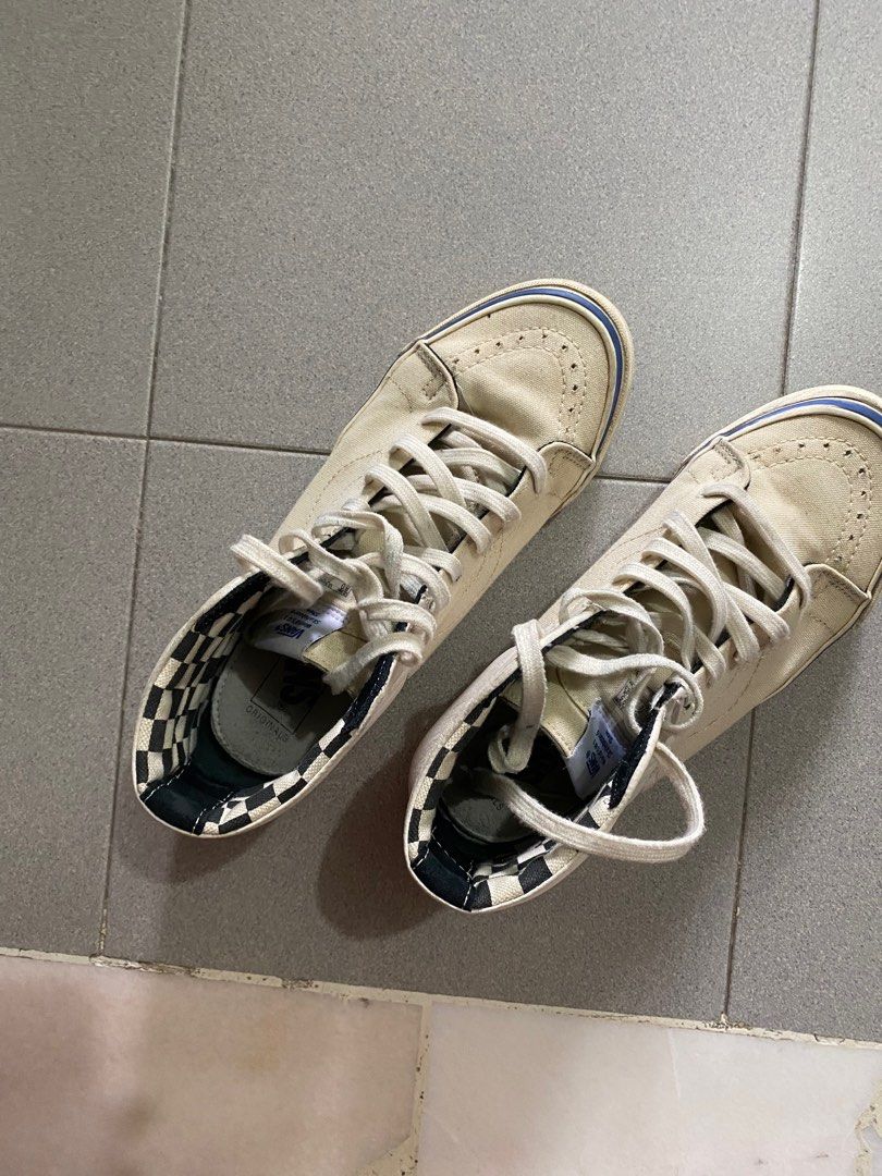 White hotsell out vans