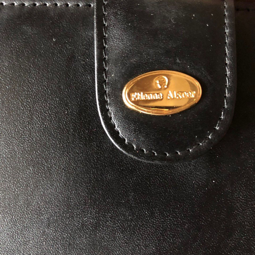 etienne aigner black