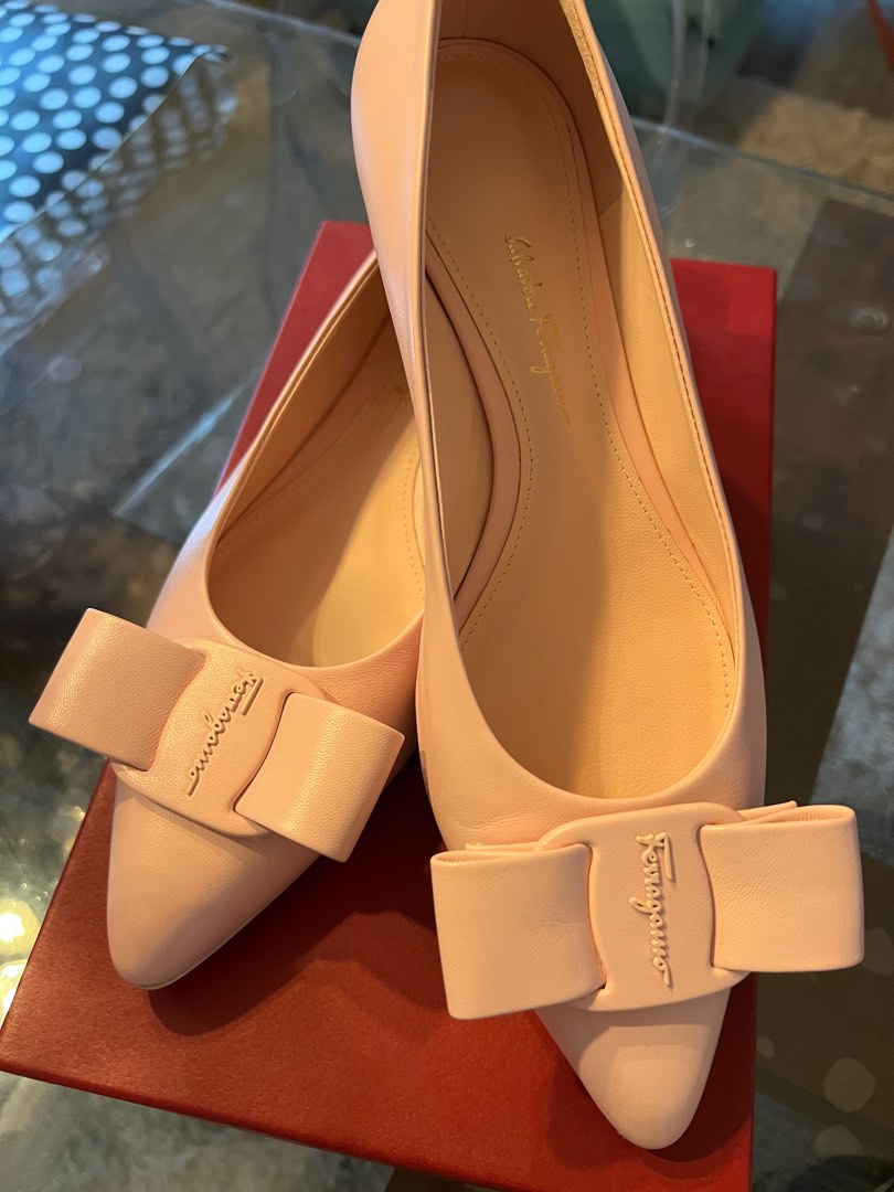ferragamo viva flat