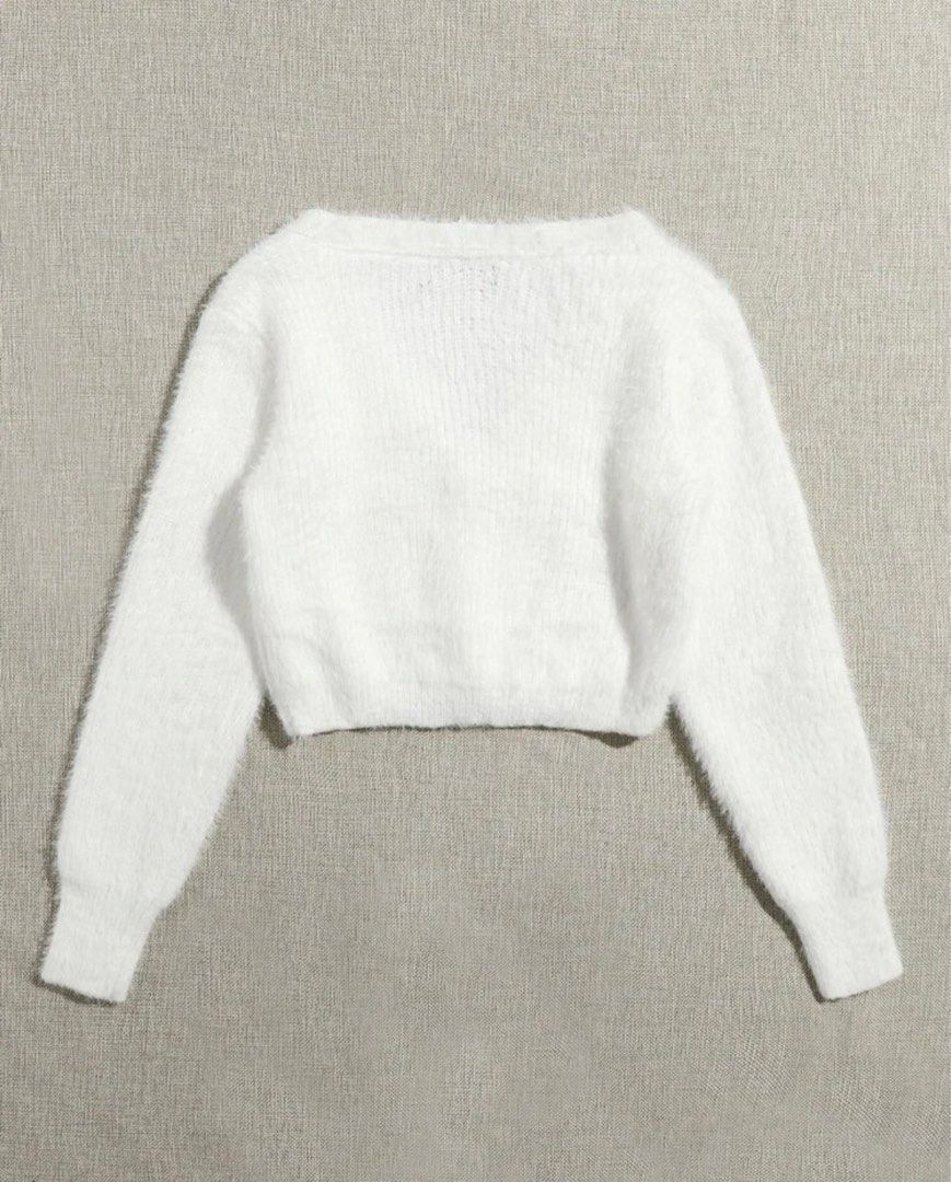 Fuzzy white hotsell jumper