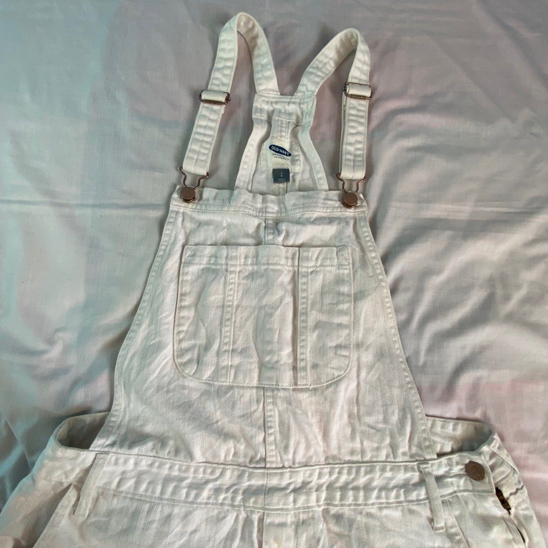 y2k vintage white jumper shorts old navy Women s Fashion Dresses Sets Jumpsuits on Carousell