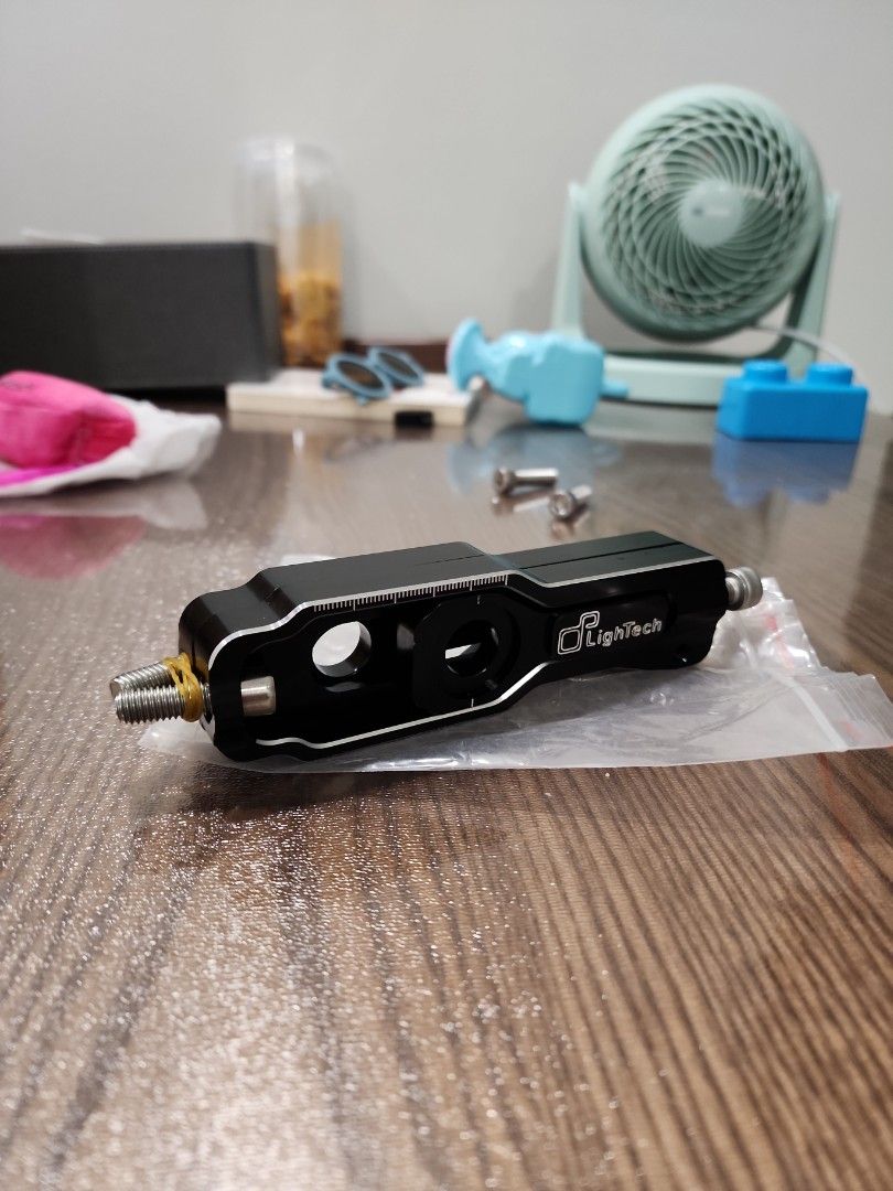 Yamaha R15 V3 & V4 Chain adjuster, Motorcycles, Motorcycle Accessories