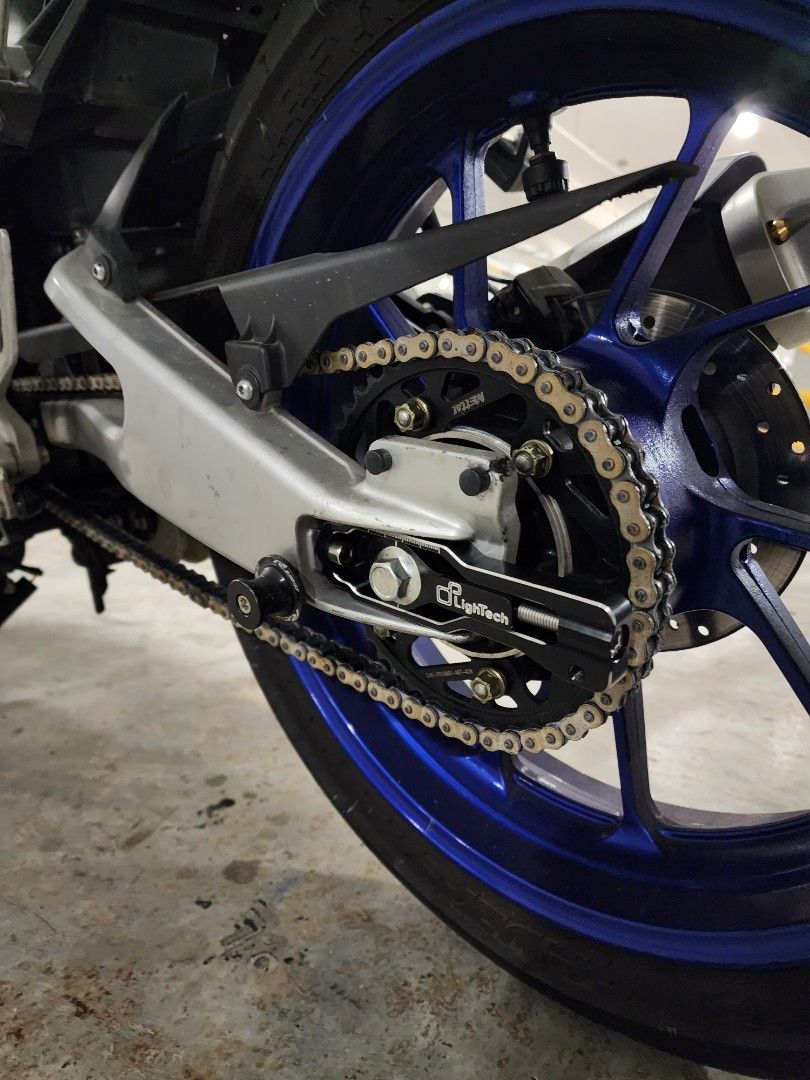 Yamaha R15 V3 & V4 Chain adjuster, Motorcycles, Motorcycle Accessories