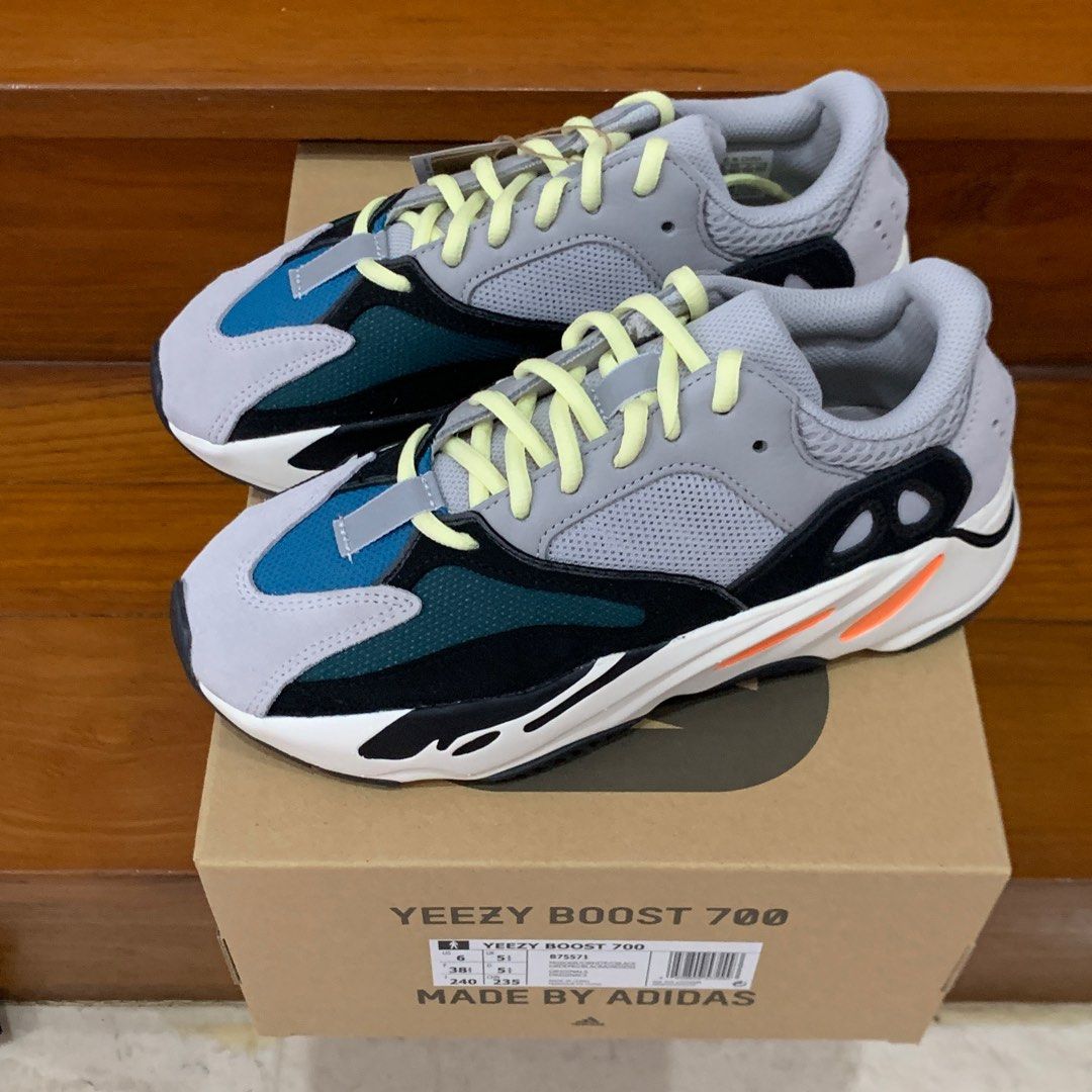 Yeezy 700 box size sales