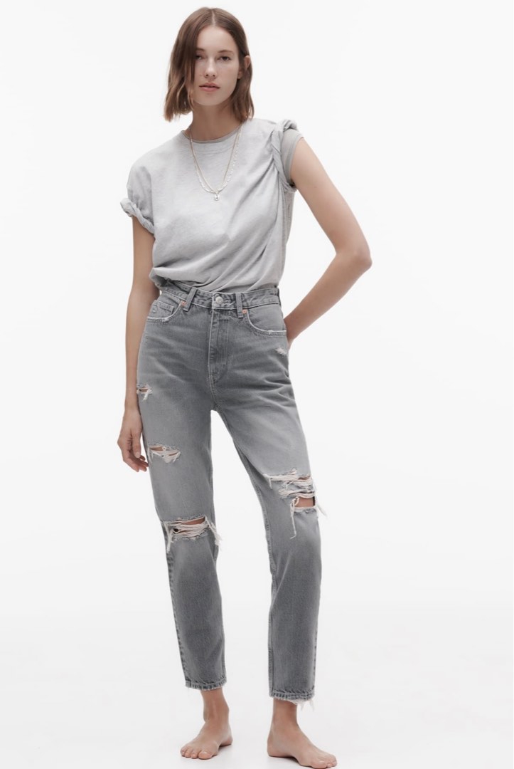 Ripped mom hotsell jeans trf