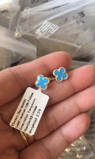 18k with INCLUSION ‼️ turquoise vca stud earrings hk setting