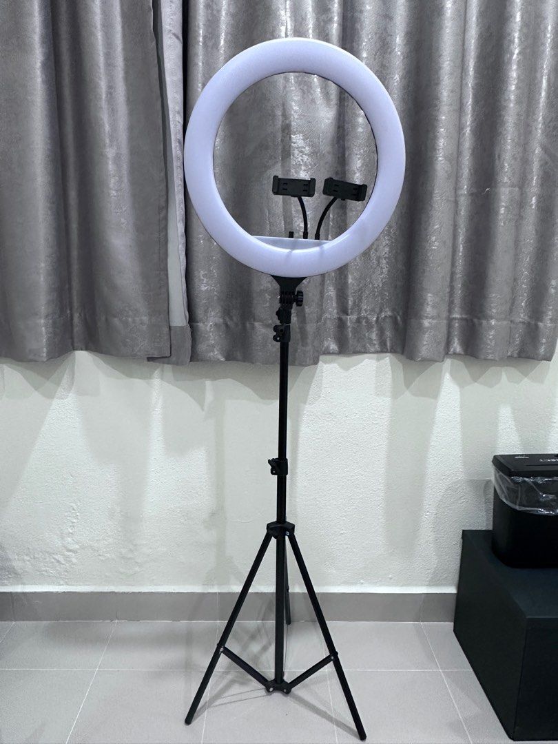 Big online ring light