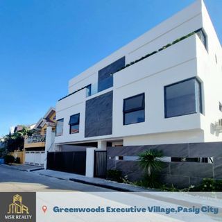 6BEDROOMS HOUSE AND LOT FOR SALE WITH SWIMMING POOL AND ROOF DECK AT GREENWOODS EXECUTIVE VILLAGE PASIG CITY