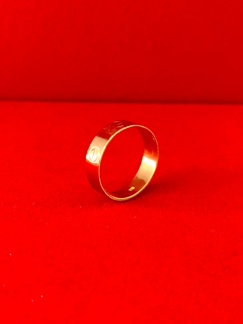 Cartier ring outlet screw