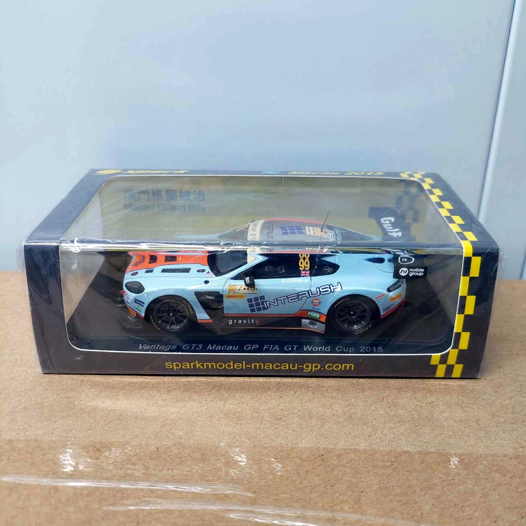 高速配送 【Spark 2015 GT3 Vantage 1/43】Astonmartin ミニカー