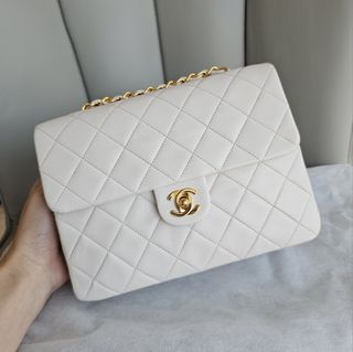 CHANEL 23P Patent Calfskin Resin Quilted CC Heart Clutch With Gold Hardware  BNIB