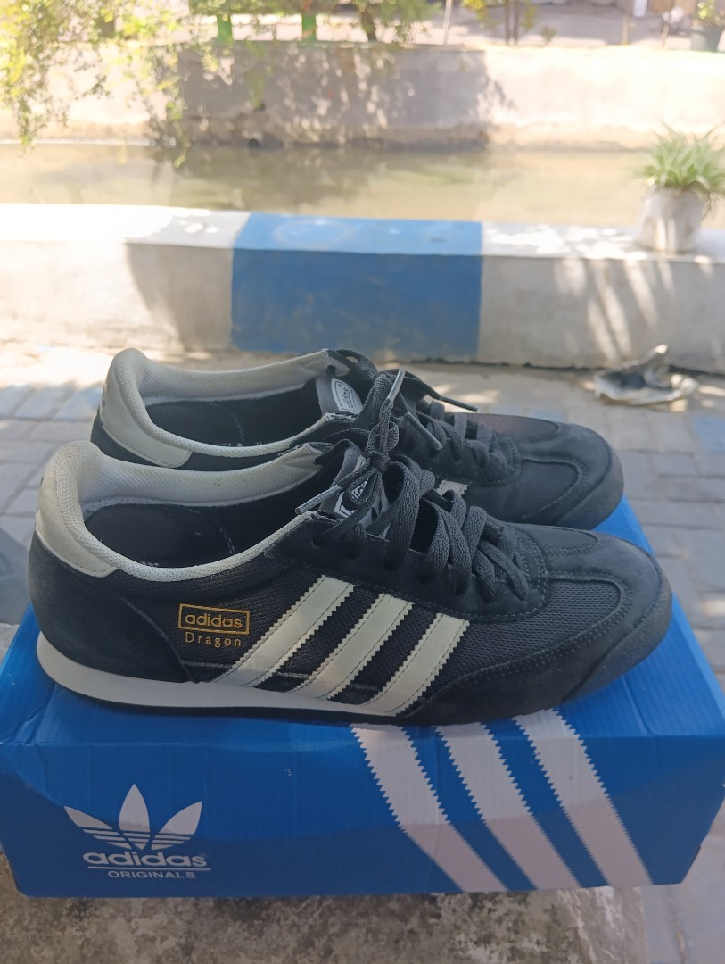 Adidas dragon 32 hot sale