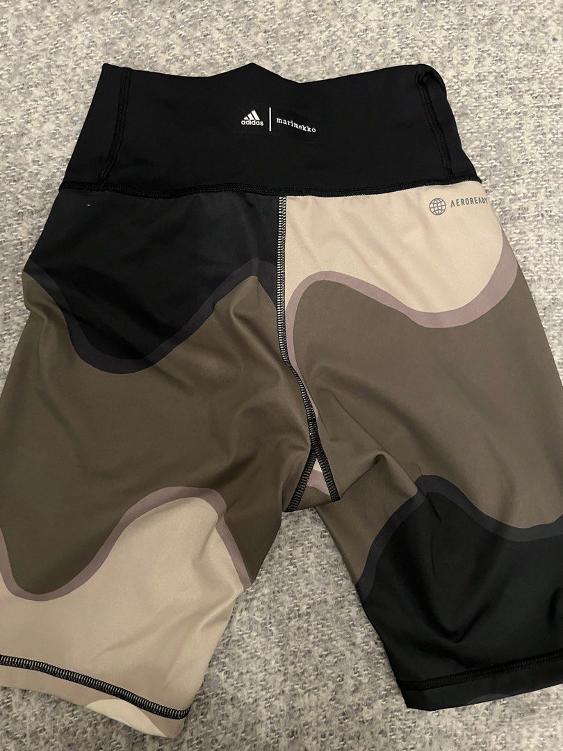 Marimekko X Adidas set (Category: Activewear) located in Quezon City. Submitted by janey_21 (Listing ID 1246629195, Image 3). Description: Sold as a set. Adidas x Marimekko.