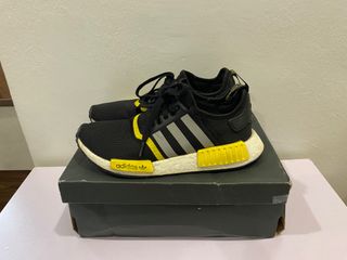 Adidas nmd black 2024 yellow